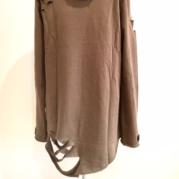 🔴 French Terry Distressed Pullover Hoodie NWT - Picture 6 of 6